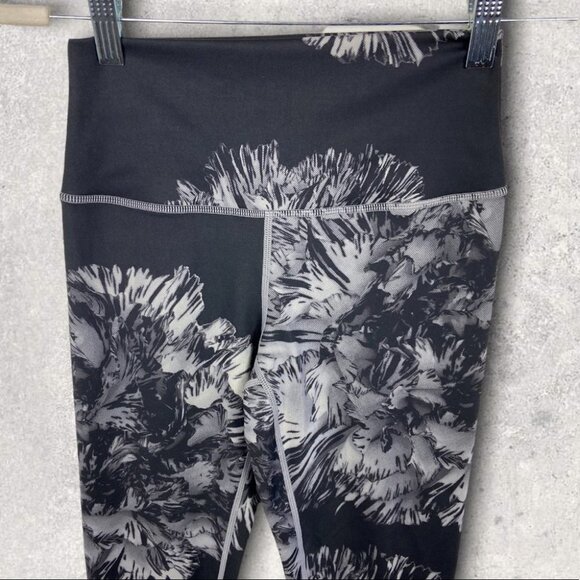 NEW Nordstrom Zella High Waist Leggings Size XS Studio Light Floral Print Boho - Picture 4 of 11